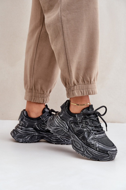 copy of Sneakersy Damskie Z Przetarciami Na Platformie Czarne Seladwen