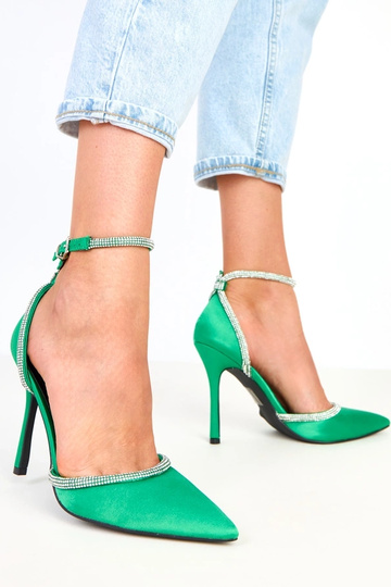 Zielone czółenka satynowe z... 2