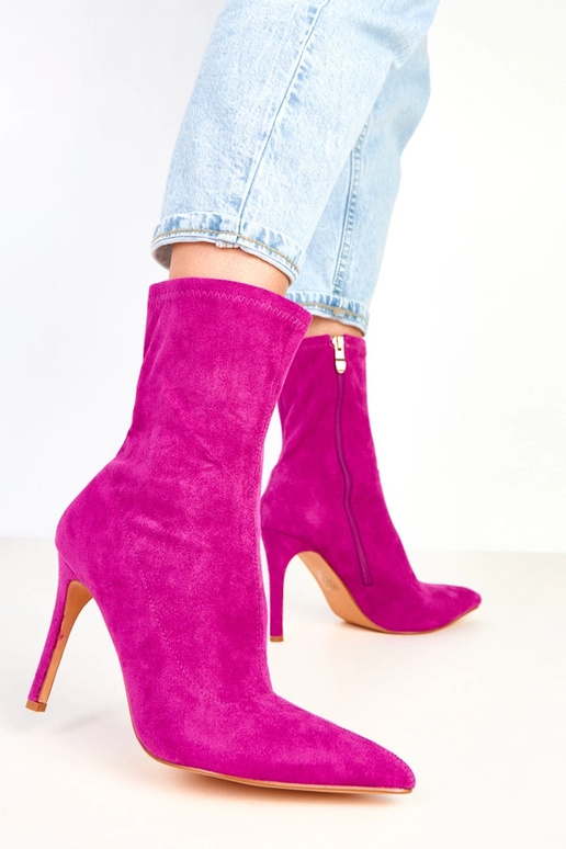 Fioletowe botki zamszowe na szpilce... Fioletowe botki zamszowe na szpilce...