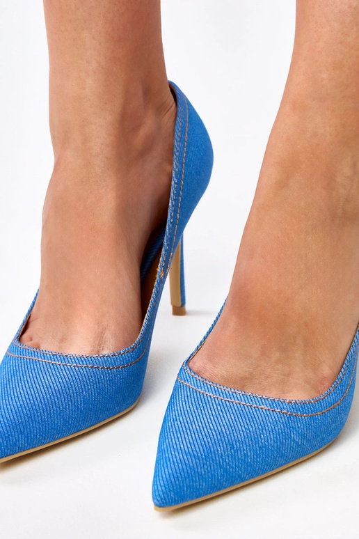 Jasnoniebieskie szpilki z imitacją... Jasnoniebieskie szpilki z imitacją...