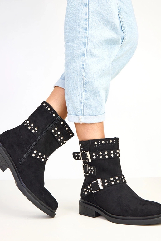 Czarne botki z cyrkoniami na niskim... Czarne botki z cyrkoniami na niskim...