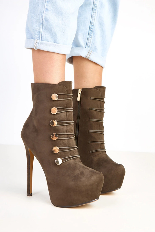 Zielone botki na platformie i szpilce... Zielone botki na platformie i szpilce...