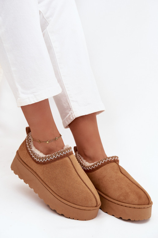 Low Women's Snow Boots with Embroidery on Platform Camel Taliah Low Women's Snow Boots with Embroidery on Platform Camel Taliah