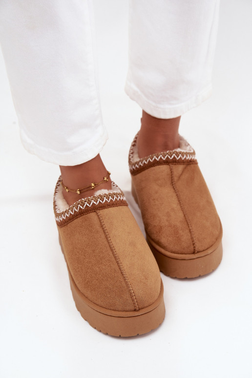 Low Women's Snow Boots with Embroidery on Platform Camel Taliah Low Women's Snow Boots with Embroidery on Platform Camel Taliah