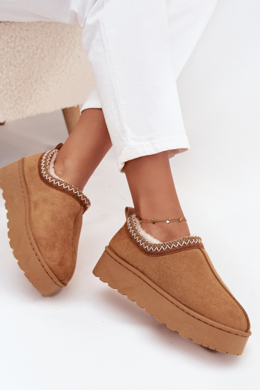 Low Women's Snow Boots with Embroidery on Platform Camel Taliah Low Women's Snow Boots with Embroidery on Platform Camel Taliah