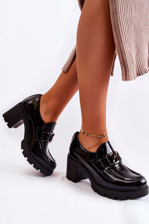 Elegant shoes on a pillar With Silver Ornament Black Harmell Elegant shoes on a pillar With Silver Ornament Black Harmell