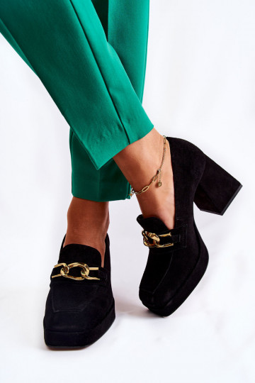 Suede Pumps With A Decorative Chain Laura Messi 2444 Black 2