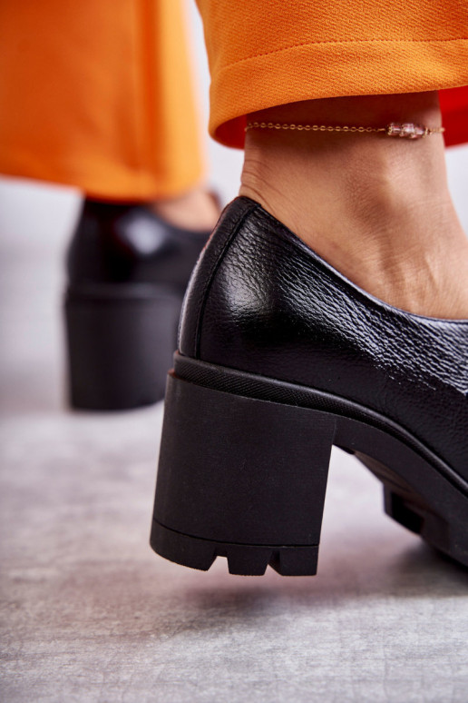 Leather shoes on a pillar with a golden decoration Black Mikeyla