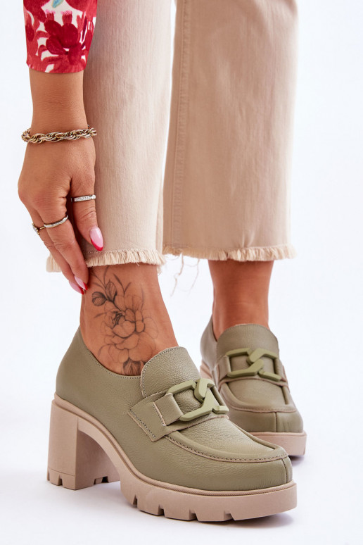 Elegant shoes on a pillar With Silver Ornament Green Harmell Elegant shoes on a pillar With Silver Ornament Green Harmell