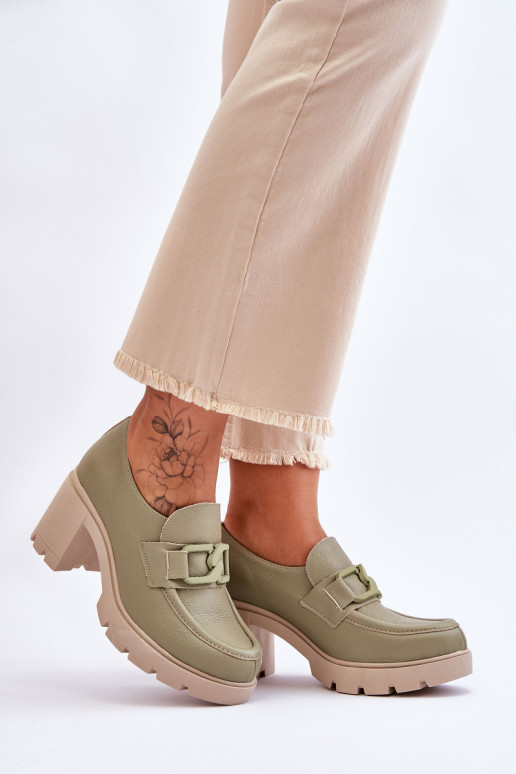 Elegant shoes on a pillar With Silver Ornament Green Harmell Elegant shoes on a pillar With Silver Ornament Green Harmell