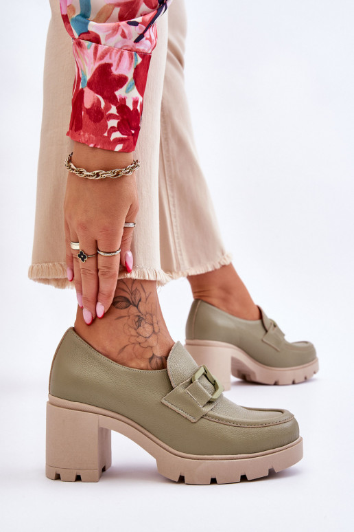 Elegant shoes on a pillar With Silver Ornament Green Harmell Elegant shoes on a pillar With Silver Ornament Green Harmell