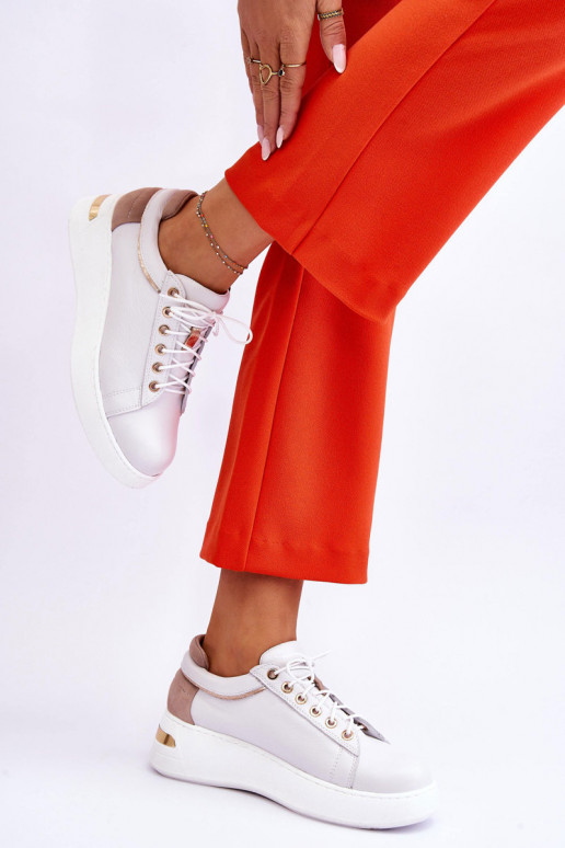 Caressa      Caressa