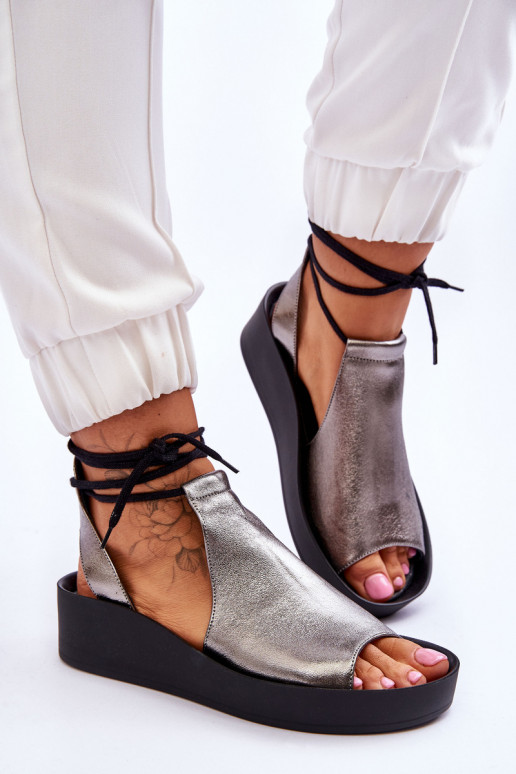 Skórzane Sandały Na Koturnie Nicole 2743/063 Srebrno-Czarne