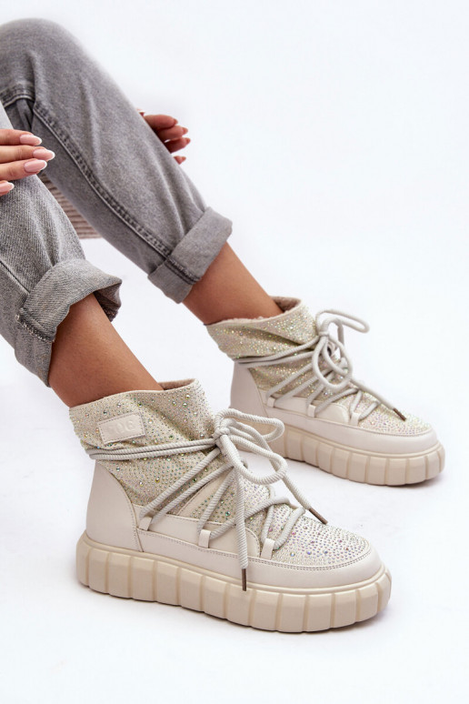 Quilted Snow Boots Embellished with Rhinestones Women's GOE MM2N4081 Beige Quilted Snow Boots Embellished with Rhinestones Women's GOE MM2N4081 Beige
