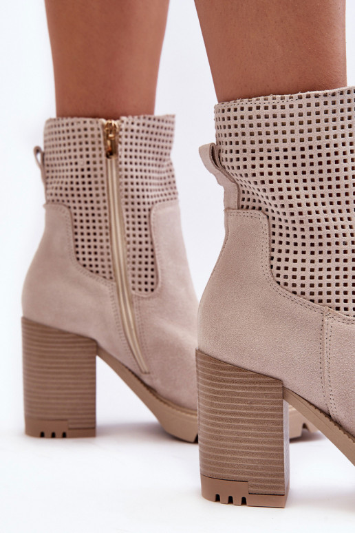 Women's Suede Aperture Ankle Boots On Heel Light Beige Lewski 3386 Women's Suede Aperture Ankle Boots On Heel Light Beige Lewski 3386