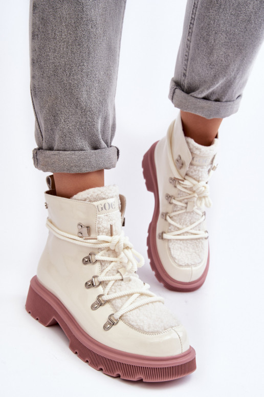 Women's Lacquered Leather Trapper Boots GOE MM2N4083 White Women's Lacquered Leather Trapper Boots GOE MM2N4083 White