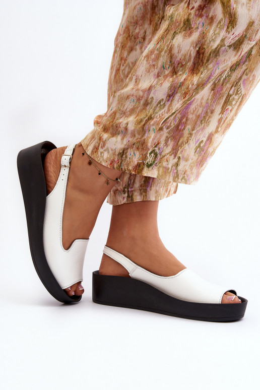 Women's Leather Sandals on Thick Sole Zazoo 2893 White
