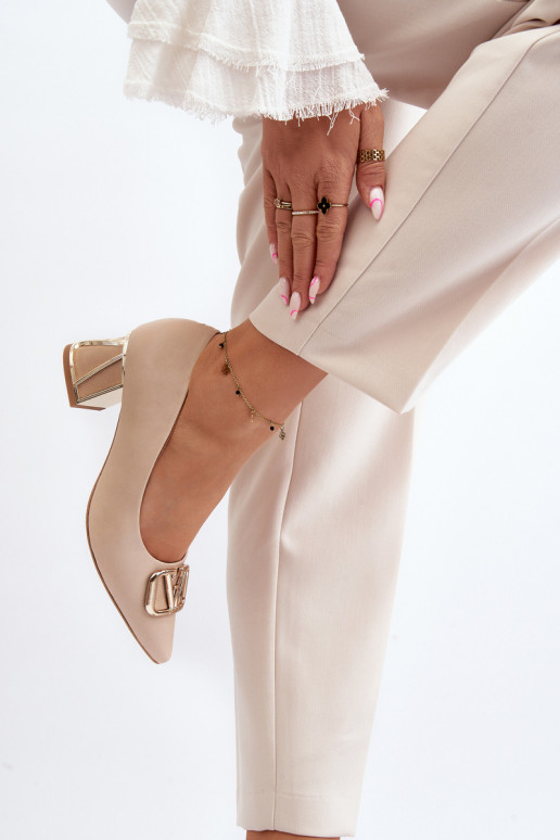 Elegant Pumps with Ornament Laura Messi 2740 Beige Elegant Pumps with Ornament Laura Messi 2740 Beige