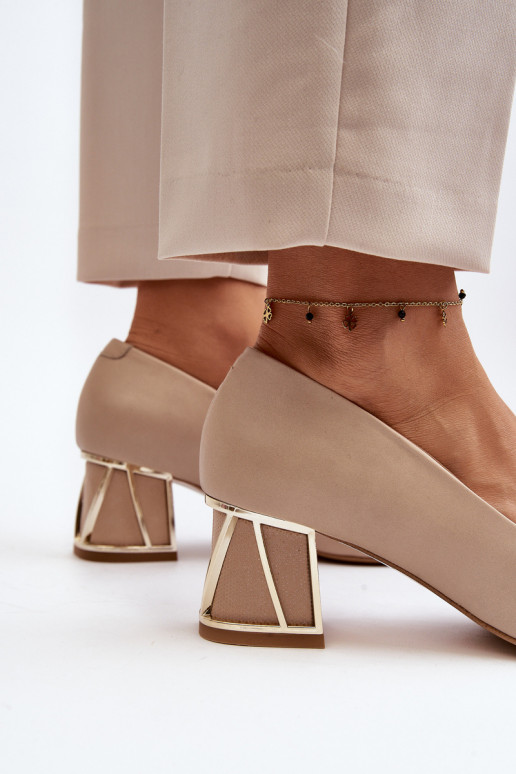 Elegant Pumps with Ornament Laura Messi 2740 Beige Elegant Pumps with Ornament Laura Messi 2740 Beige