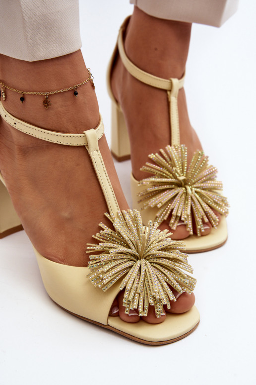 Sandały Skórzane Na SłupkuwithOzdobą Laura Messi 2758 Beżowe