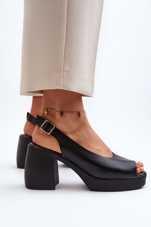 Zazoo 40376 Leather Sandals On Chunky Heel Black Zazoo 40376 Leather Sandals On Chunky Heel Black