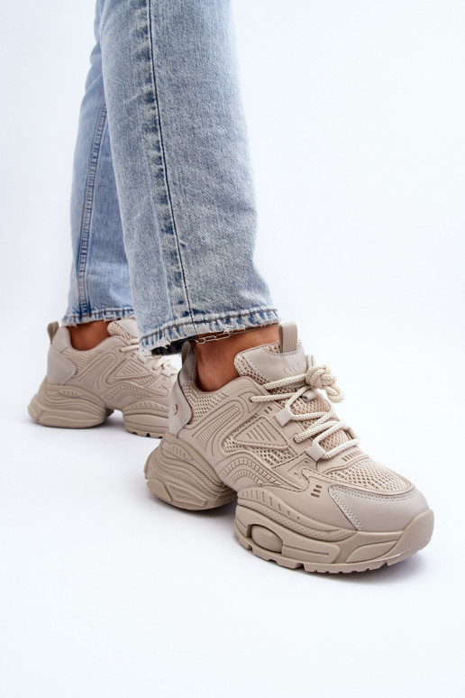 Sports Shoes On A Massive Platform GOE LL2N4029 White Sports Shoes On A Massive Platform GOE LL2N4029 White