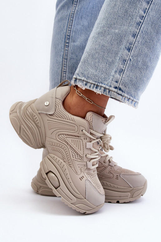 Sports Shoes On A Massive Platform GOE LL2N4029 White Sports Shoes On A Massive Platform GOE LL2N4029 White