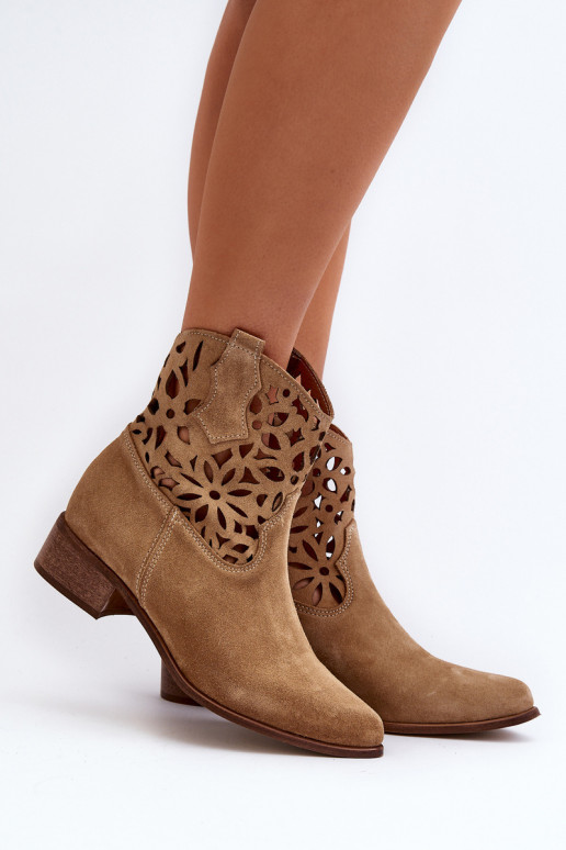 Zazoo 3404 Cut-out Cowboy Boots Low Heel Suede Light Beige Zazoo 3404 Cut-out Cowboy Boots Low Heel Suede Light Beige