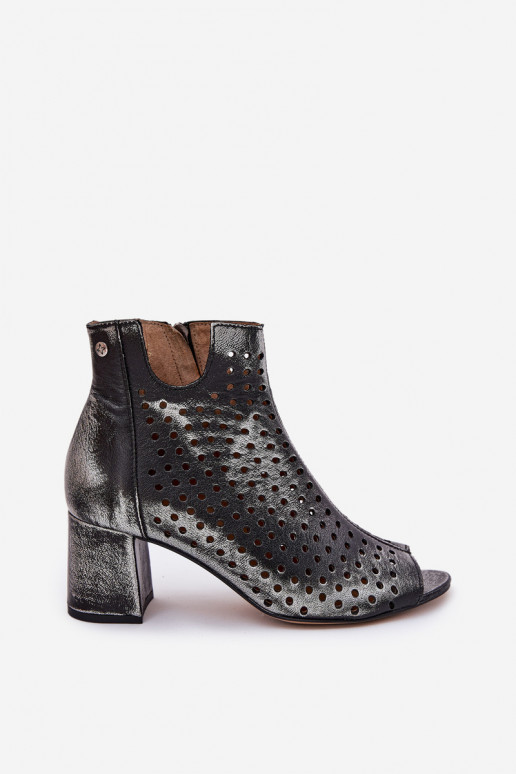 Leather Cut-Out Boots Maciejka 05420-01 Black