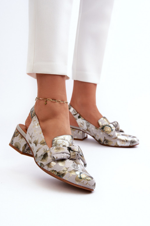Women's Leather Sandals with Low Heel in Flowers Maciejka N6539-38 Green Women's Leather Sandals with Low Heel in Flowers Maciejka N6539-38 Green
