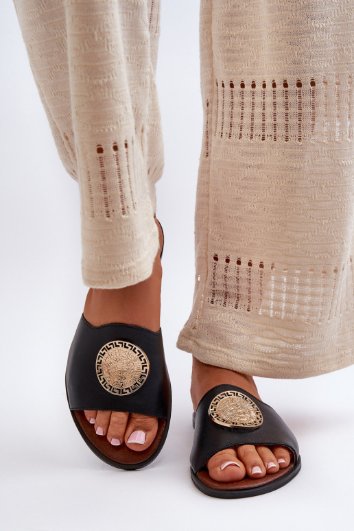 Zazoo 2938 Leather Flat Sandals With Ornament Black Zazoo 2938 Leather Flat Sandals With Ornament Black