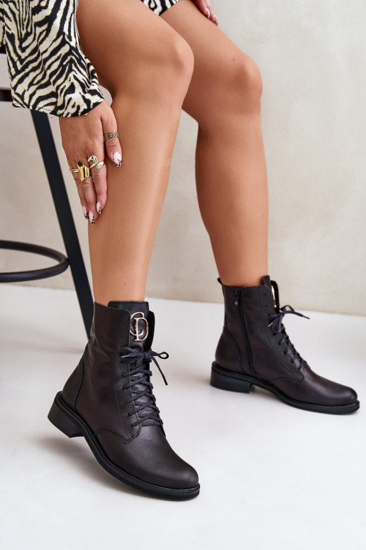 Zazoo 2955 Leather Worker Boots With Gold Detail On The Tongue Black