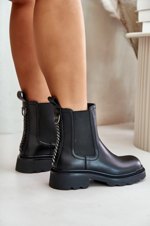 Leather Ankle Boots With Decorative Chain Insulated D&A JC42-86 Black