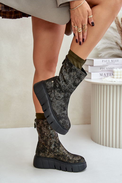 Ladies Leather Boots On Massive Platform Maciejka 06766-09 Khaki Ladies Leather Boots On Massive Platform Maciejka 06766-09 Khaki