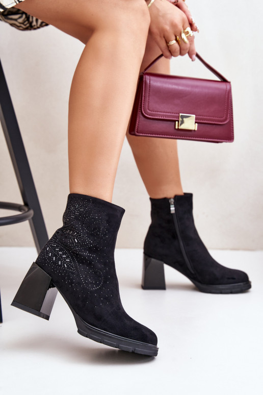 Insulated Women's Heeled Ankle Boots with Decoration Black D&A MR880-130