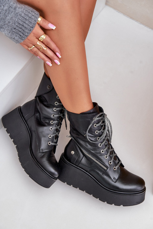 Leather Worker Ankle Boots On Platform And Wedge Maciejka 06676-01 Black Leather Worker Ankle Boots On Platform And Wedge Maciejka 06676-01 Black