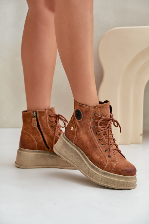 Suede Ankle Boots On Chunky Platform Maciejka 06309-29 Brown Suede Ankle Boots On Chunky Platform Maciejka 06309-29 Brown