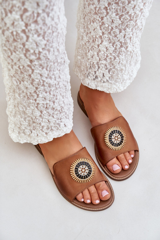 Leather Slippers With Decoration On Flat Heel Zazoo 3047/O Camel Leather Slippers With Decoration On Flat Heel Zazoo 3047/O Camel