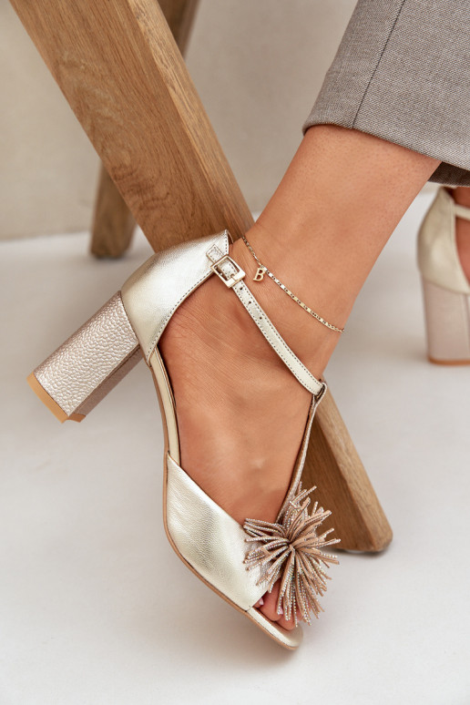 Sandały Skórzane Na SłupkuwithOzdobą Laura Messi 2758 Złote