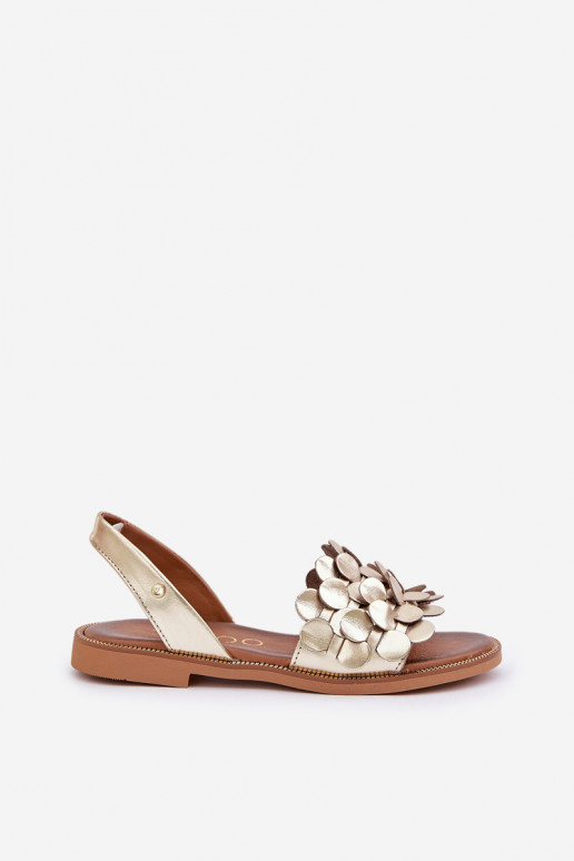 Leather sandals on flat heel Zazoo 40425 gold Leather sandals on flat heel Zazoo 40425 gold