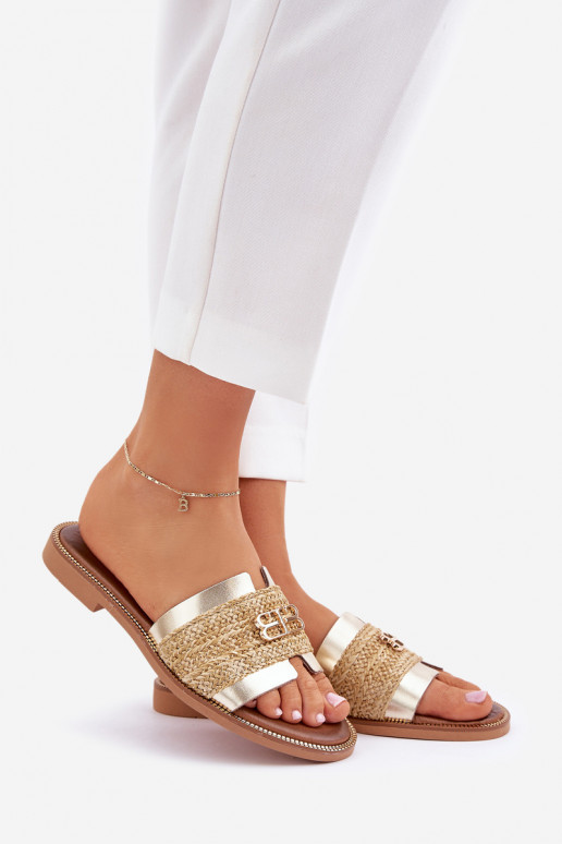Leather sandals with decorative detail and braiding Zazoo 40426 gold Leather sandals with decorative detail and braiding Zazoo 40426 gold