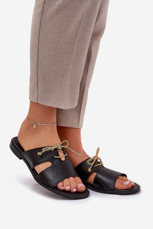 Ladies leather sandals on flat heel Zazoo 3022 black Ladies leather sandals on flat heel Zazoo 3022 black