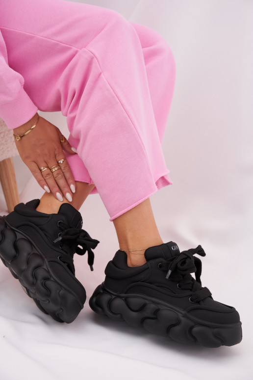 Women's Leather Sneakers On Chunky Platform GOE RR2N4044 Black Women's Leather Sneakers On Chunky Platform GOE RR2N4044 Black