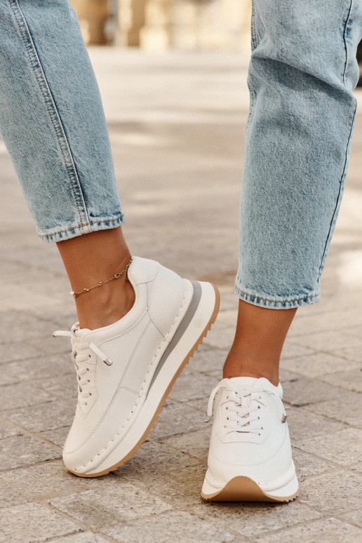 Ladies Leather Sneakers On A Platform Big Star RR274A333 White Ladies Leather Sneakers On A Platform Big Star RR274A333 White