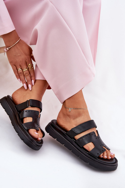 Women Sandals Made Of Natural Leather On Platform Zazoo 40440 Black