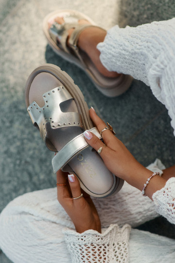 Women's Sandals Made Of Natural Leather On Platform Zazoo 40440 Golden