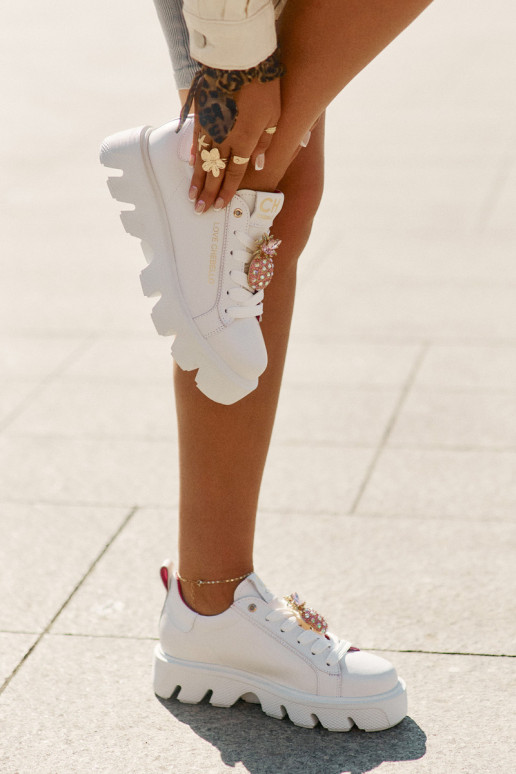 Leather Sneakers With Decorative Pineapple Brooch CheBello 4651 White
