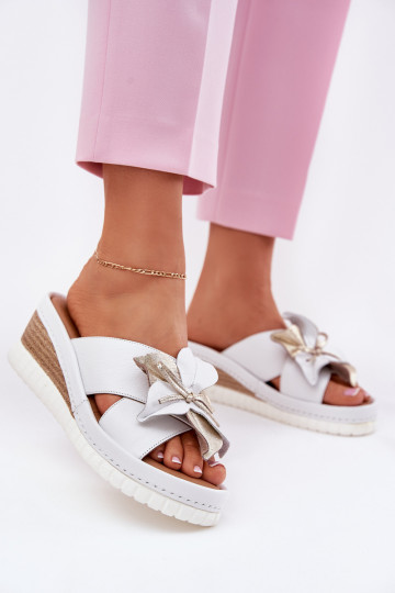 Leather Women's Wedge Sandals With Decorative Flower Artiker 52C0537 White