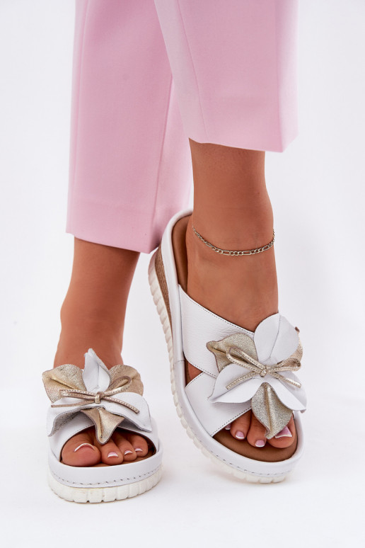 Leather Women's Wedge Sandals With Decorative Flower Artiker 52C0537 White