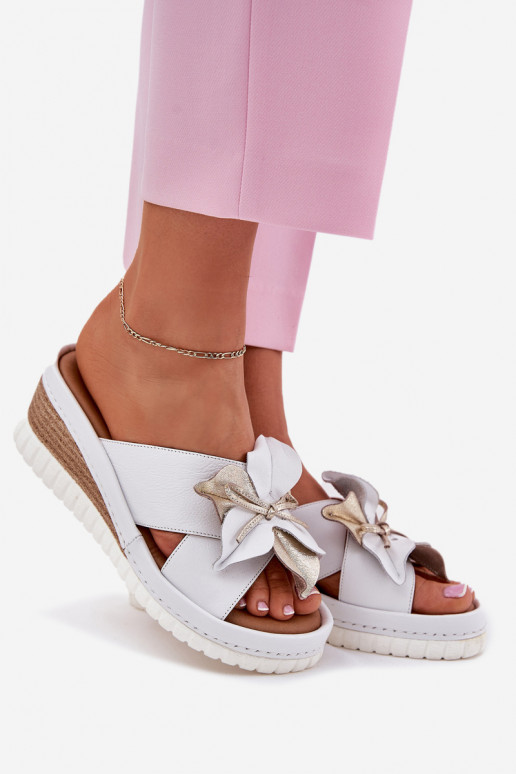 Leather Women's Wedge Sandals With Decorative Flower Artiker 52C0537 White